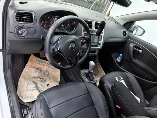 Volkswagen Polo 2015 Polo - 4