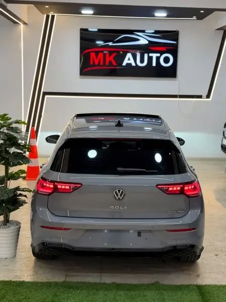 Volkswagen Golf 8 2025 - 2