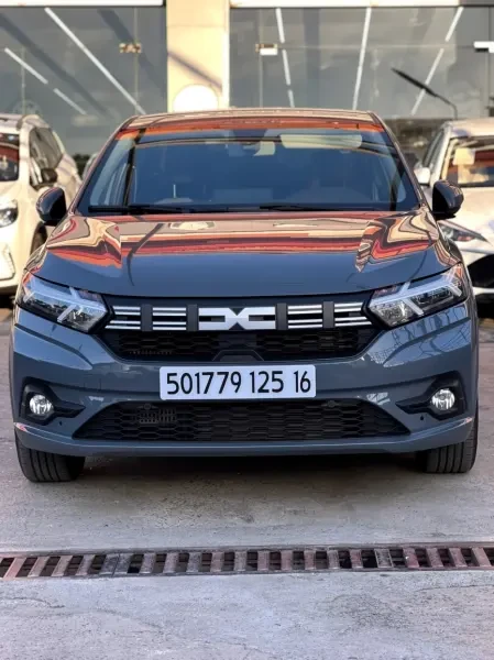 Dacia Logane 2025 - 1