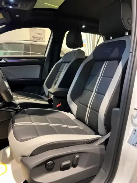 Volkswagen T-Roc 2025 R-Line - 2