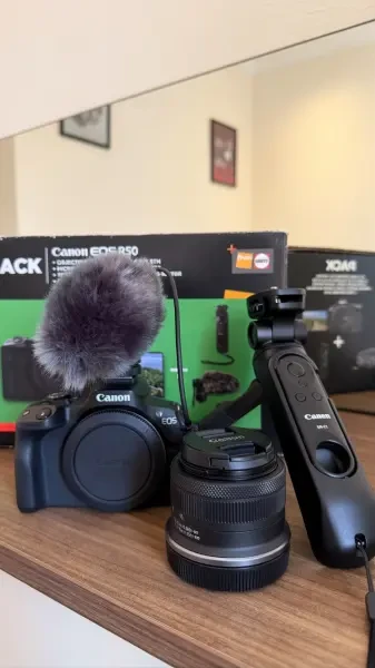 Canon EOS R50 à vendre - 1