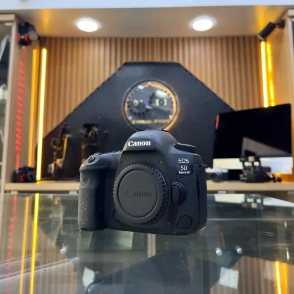 Canon 5D Mark IV boîtier - 1