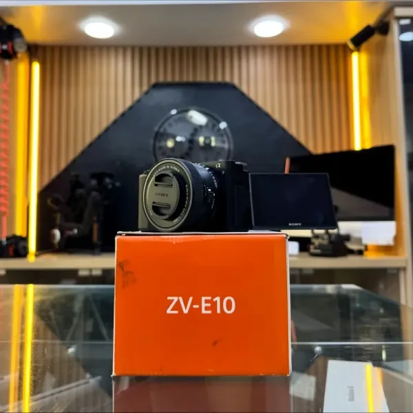Sony ZV-E10 boîtier avec kitlens - 1