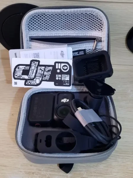 DJI Osmo Nano Bundle Nomade - 1