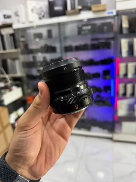 Objectif FUJIFILM XF 23mm f/2 R W - 1