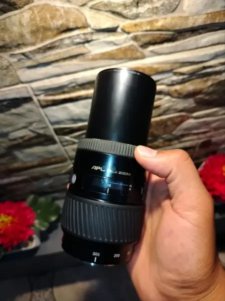 Minolta AF APO 100-300mm - 1