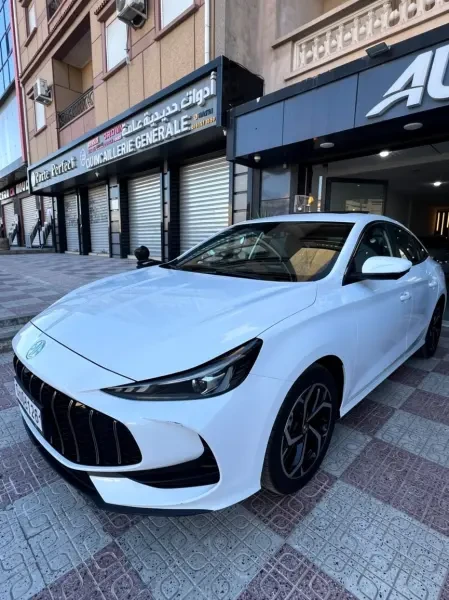 MG MG5 2026 300 TGI - 3