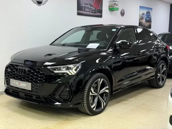Audi Q3 2023 S Line - 1
