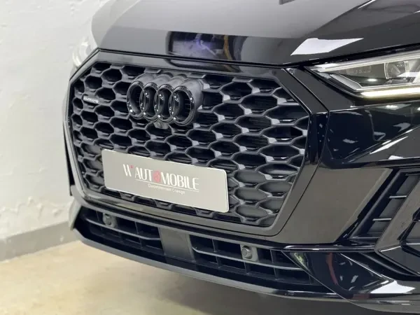 Audi Q3 2023 S Line - 4