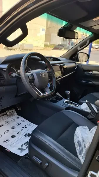 Toyota HILUX 2026 GR - 4
