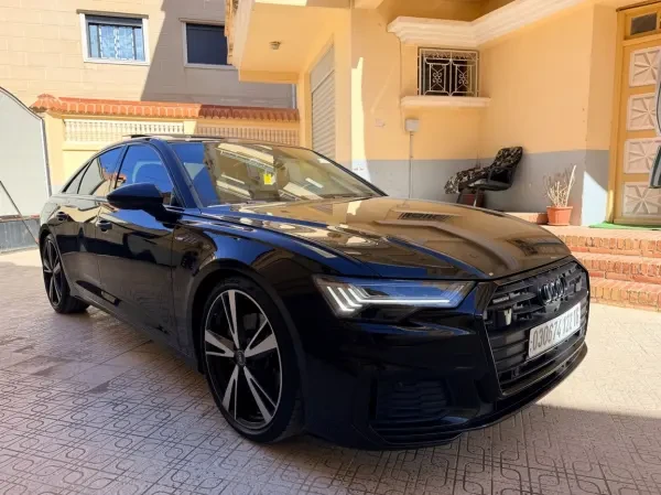 Audi A6 2022 S Line - 2