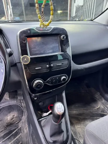 Renault Clio 4 2015 Clio 4 - 3