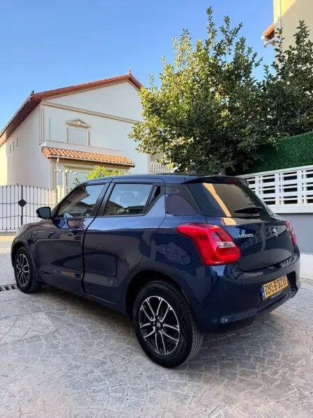 Suzuki Swift 2022 - 4