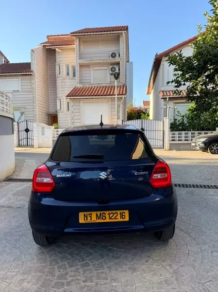 Suzuki Swift 2022 - 1