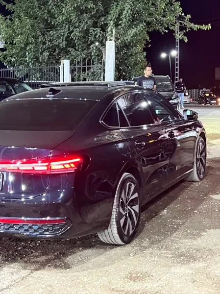 Volkswagen Passat 2025 - 1