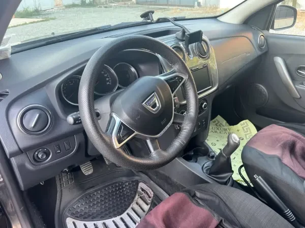 Dacia Sandero 2019 Stepway - 3