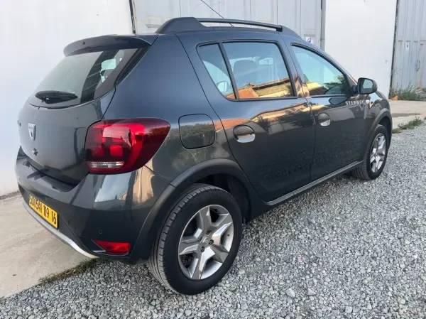 Dacia Sandero 2019 Stepway - 4