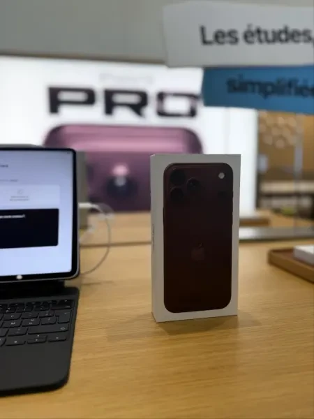 Apple iPhone 18 ProMax - 1