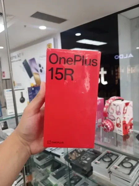 ONE PLUS 15R 12/256 - 1