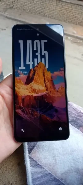 Oppo A40 - 1