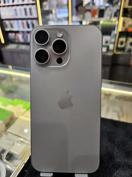 Apple 15 pro max - 1
