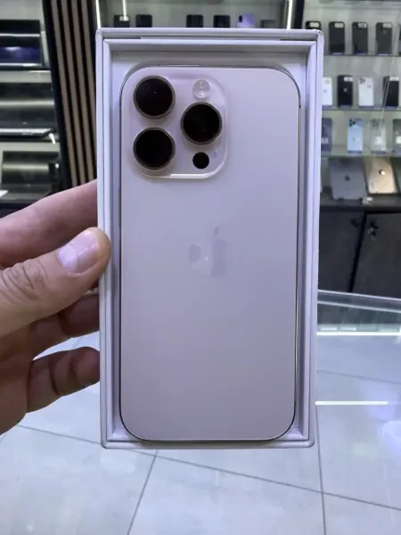 Apple iPhone 16 Pro - 1