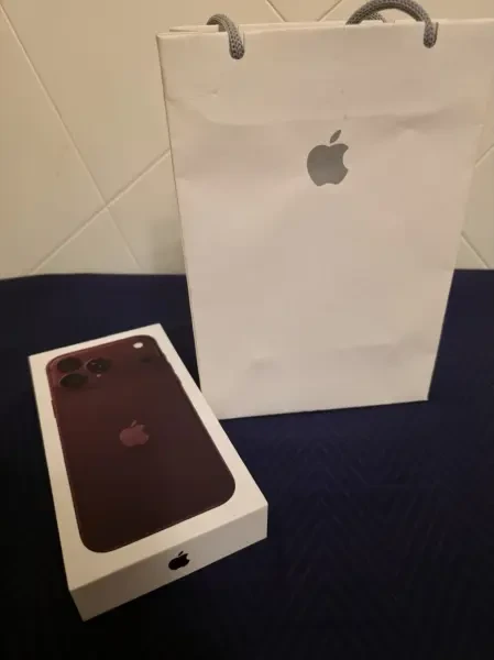 Iphon iPhone 18 pro max  256 - 1