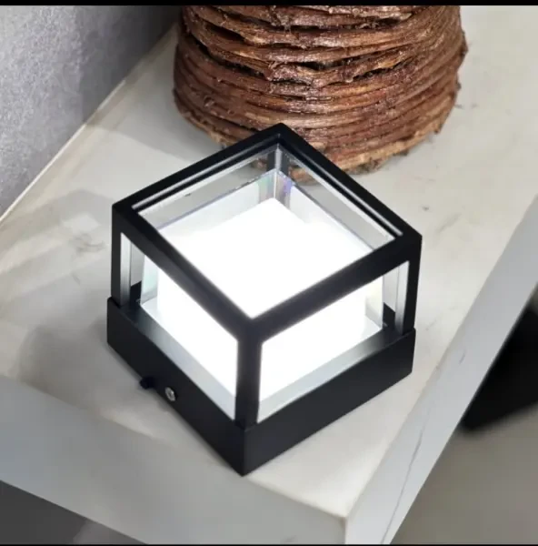 WALL LAMP - 1