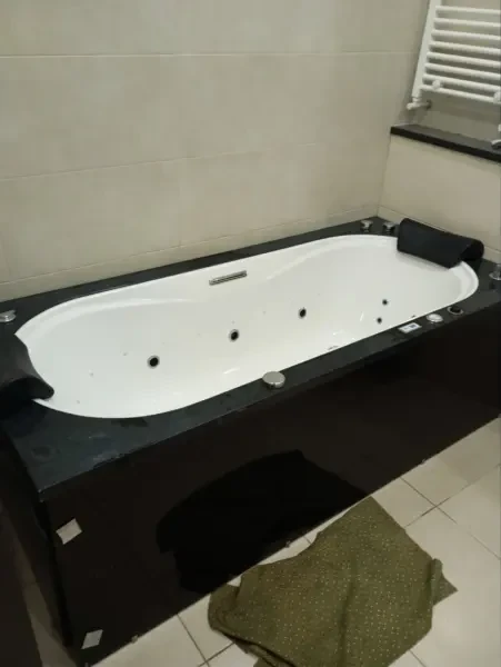 Baignoire Balnéo Marque Koller - 1