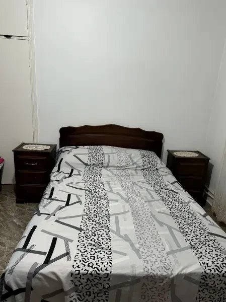 Chambre A Coucher A Vendre - 1