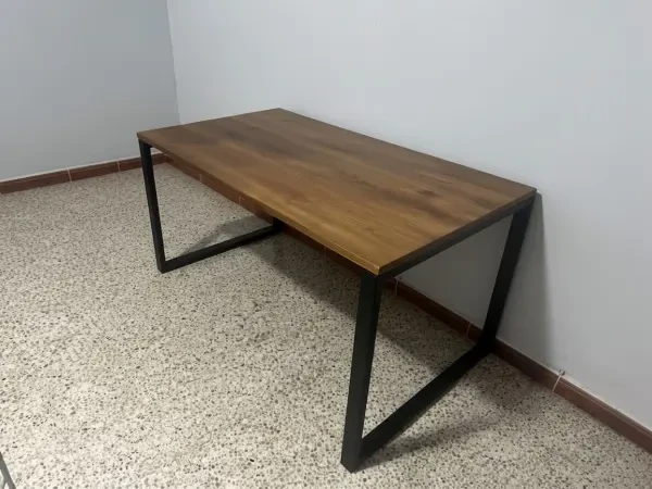 Table Bureau - 1