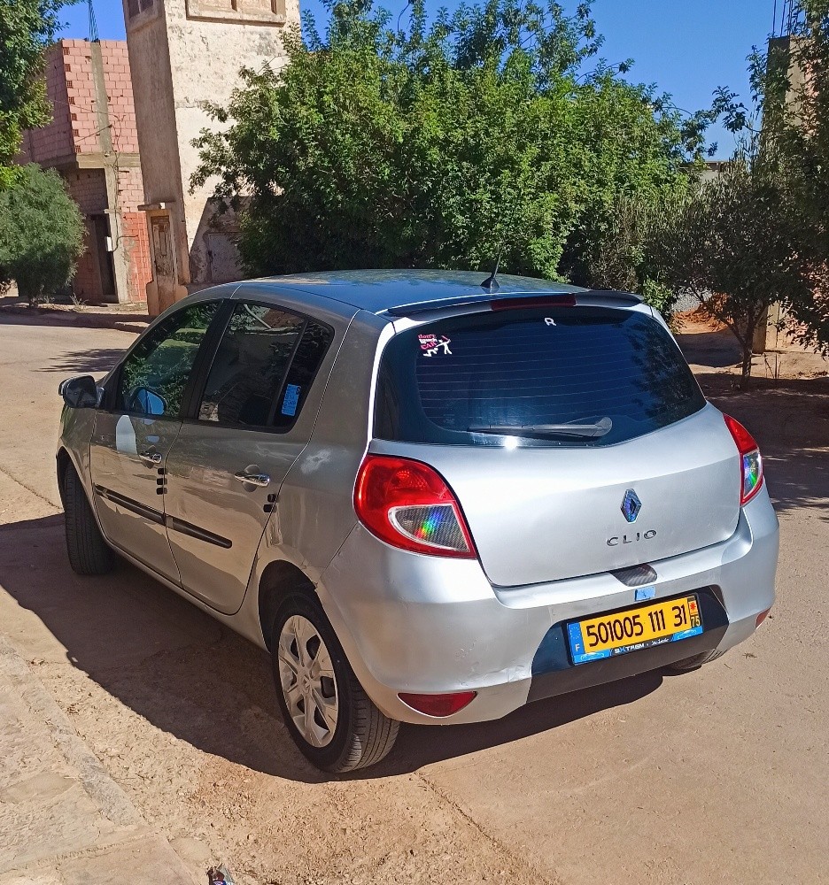 clio 3  ess 1.2 16V - 1