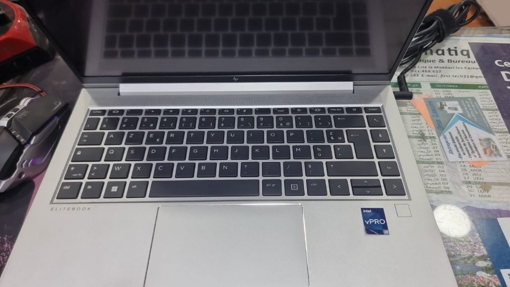pc portable HP elit book i7-13Gen - 1