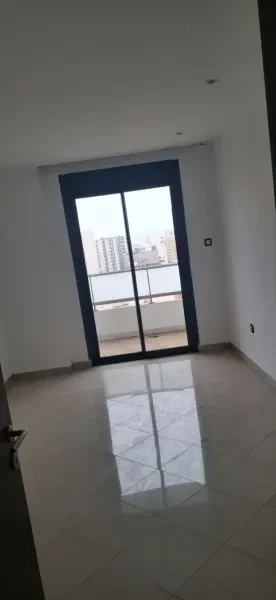 بيع شقة 4 غرف - 4