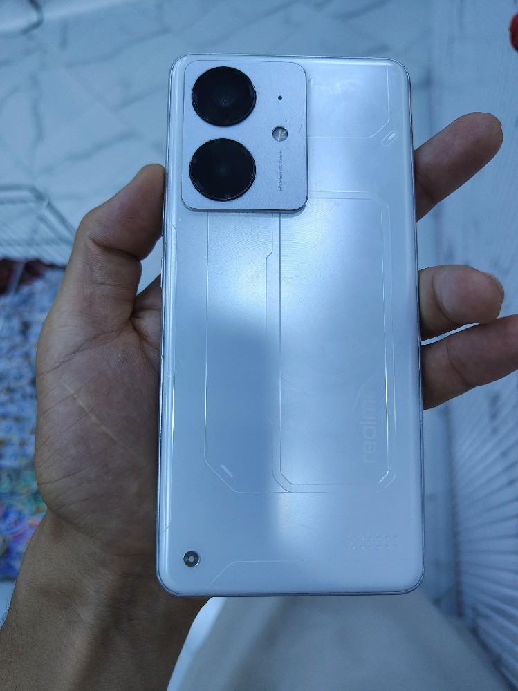 realme GT neo 7 se - 4