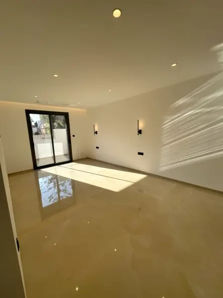 بيع شقة 4 غرف - 3