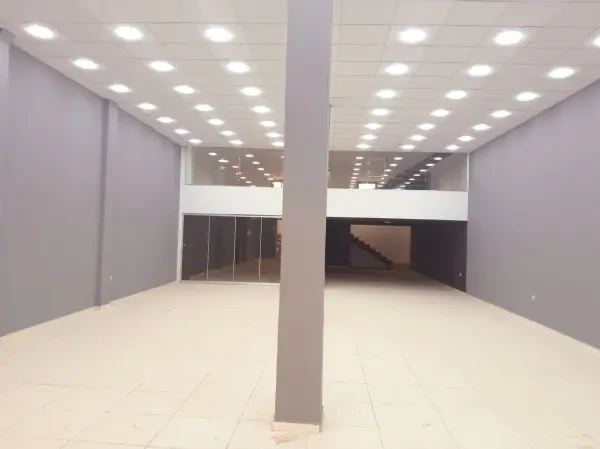متوفر  محل - 3