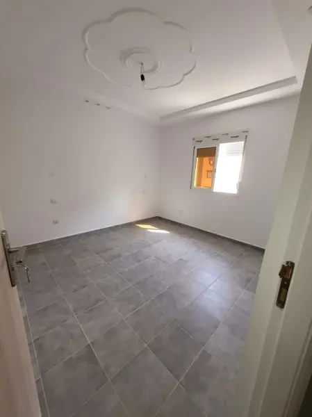 بيع شقة 3 غرف - 1