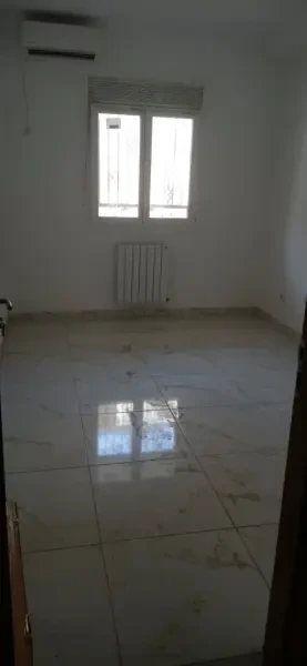 كراء شقة 4 غرف - 5