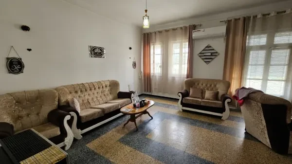 كراء شقة طابق فيلا 3 غرف - 3