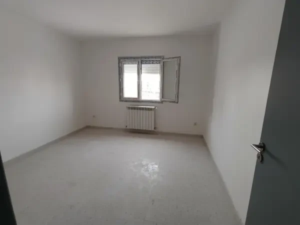 Location Appartement F3 Annaba - 1