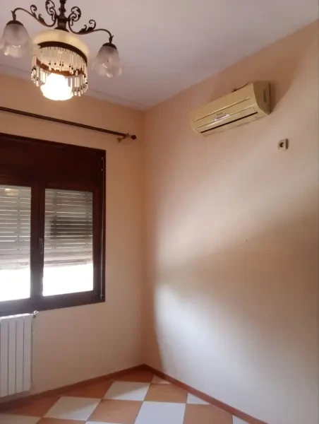 Location Appartement F3 Alger - 1