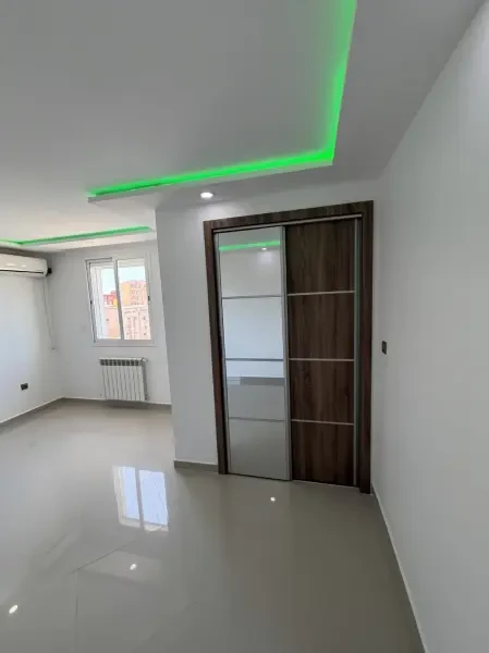 Vente Appartement F4 Alger - 2