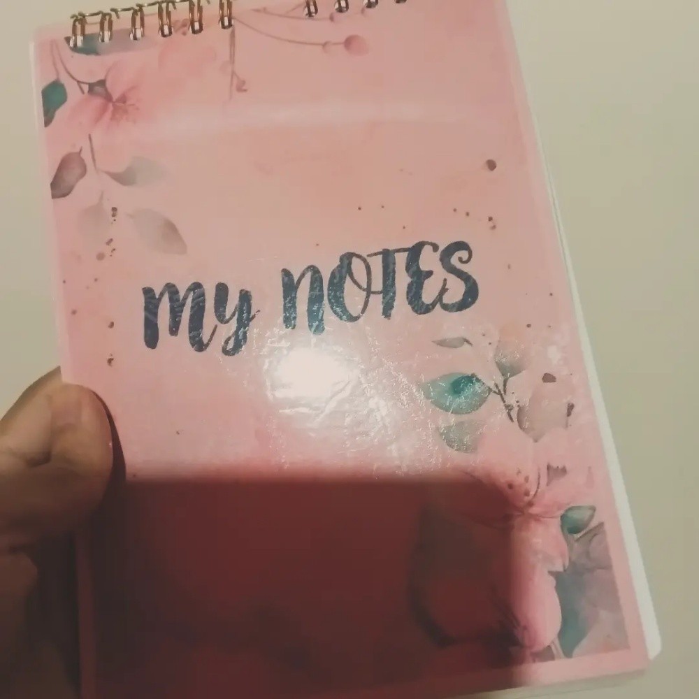 دفتر للكتابة - 1