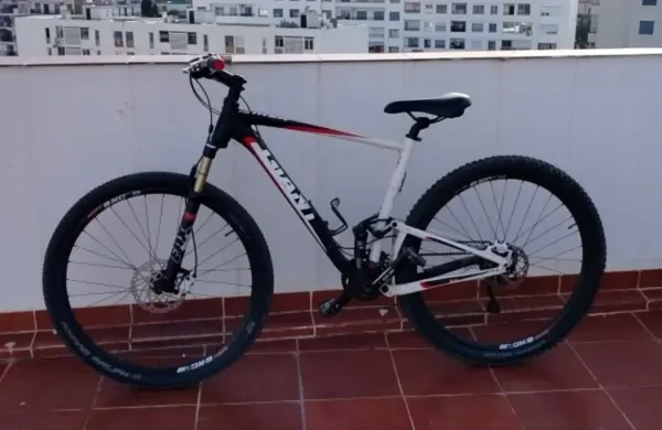 Vélo Enduro - 1