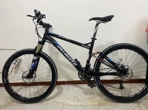 Velo Specialized Epic Comp - 1