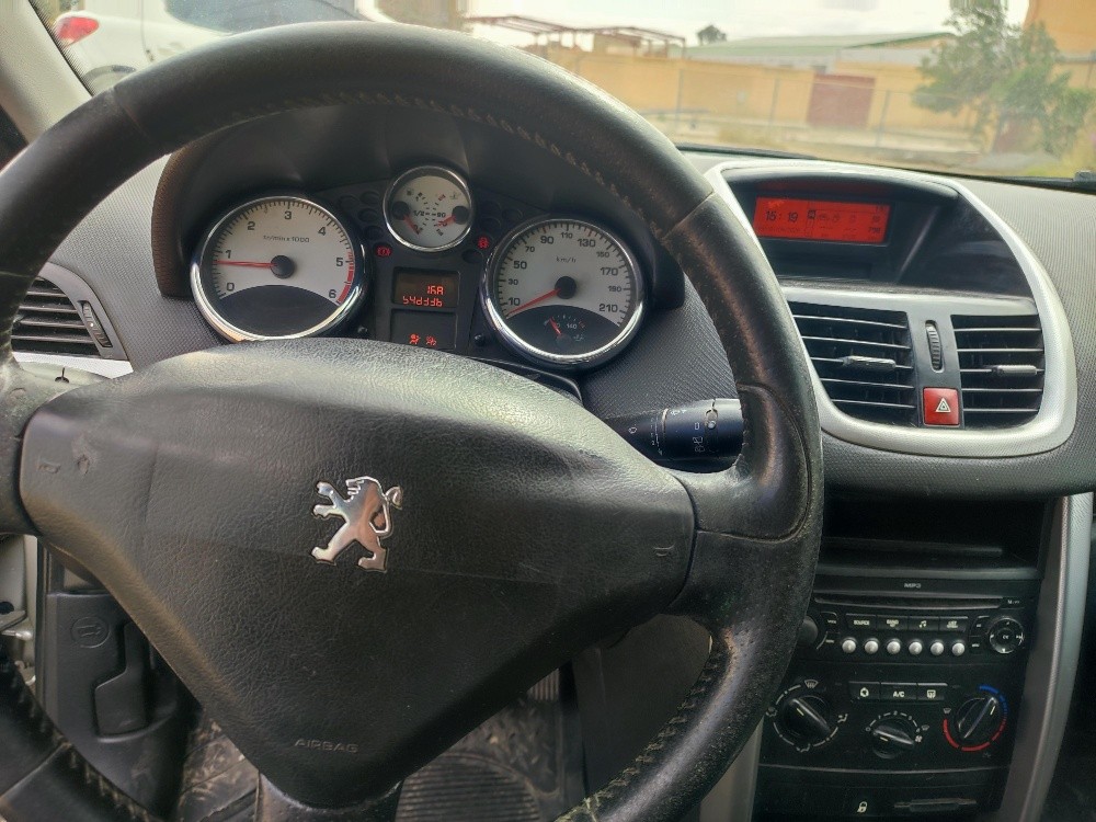 207 بيجو - 5