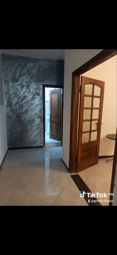 un beau appartement location par jour  - 9