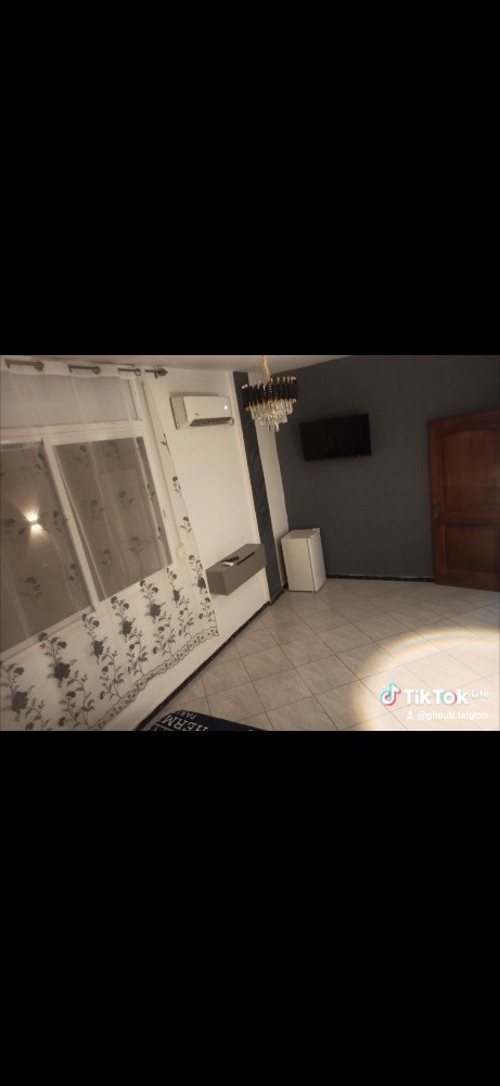 un beau appartement location par jour  - 8