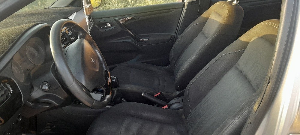 Vente de voiture 301 - 1